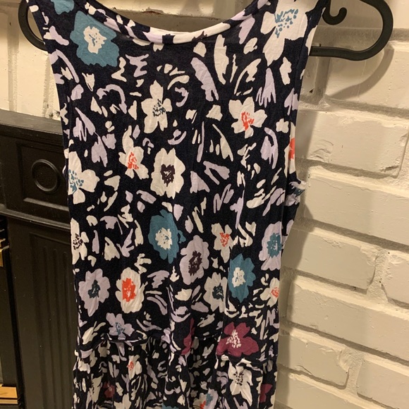 LOFT XS Tanktops - Picture 2 of 6